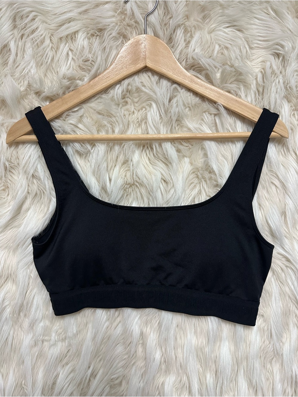 Victoria’s Secret PINK Ultimate Black Sports Bra Removable Padding